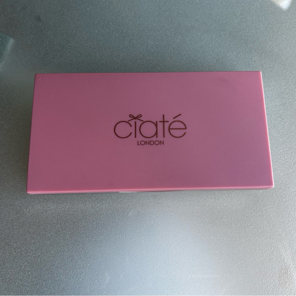 BRAND NEW Ciate London - The Velvet Pallete